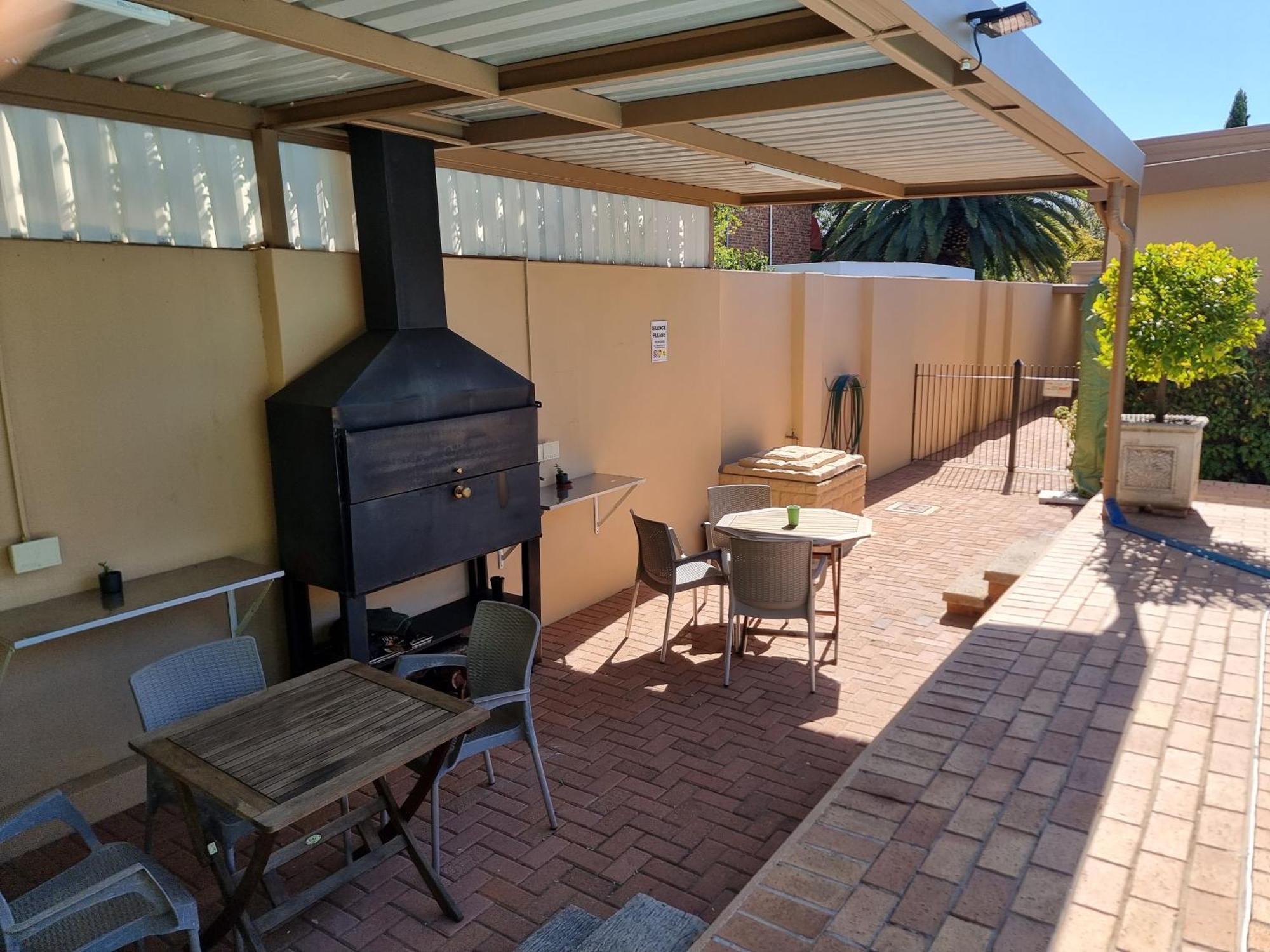 Glen Marion Guest House Pretoria Exterior photo